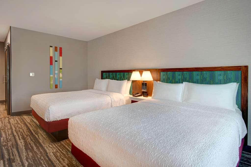 Hampton Inn & Suites Ontario Rancho Cucamonga Szoba fotó