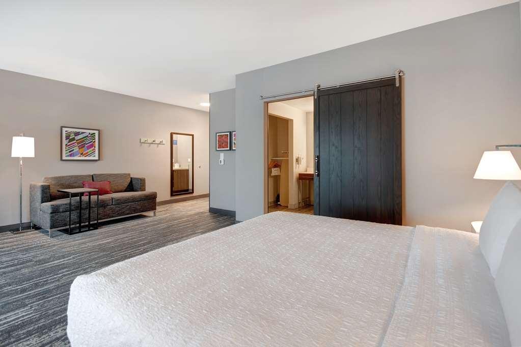 Hampton Inn & Suites Ontario Rancho Cucamonga Szoba fotó