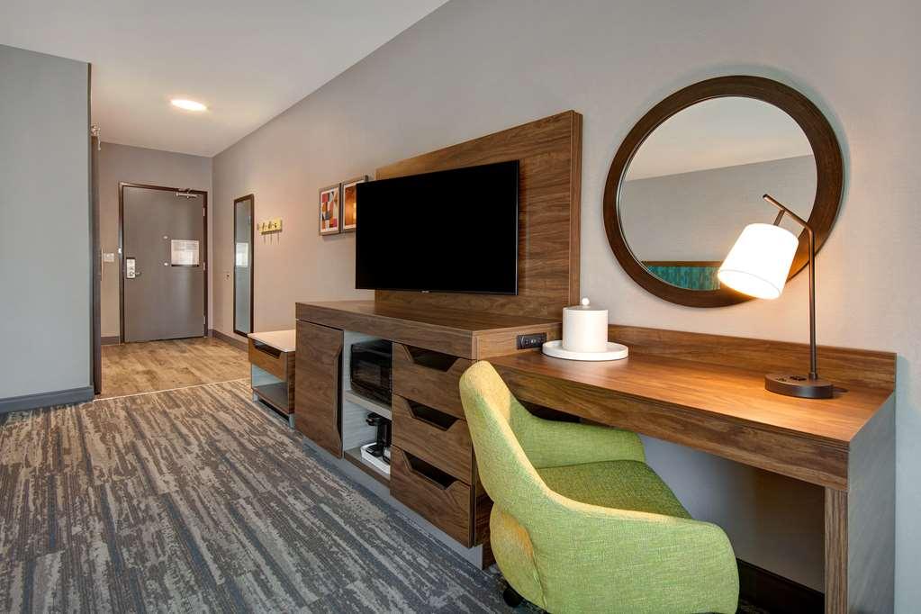 Hampton Inn & Suites Ontario Rancho Cucamonga Szoba fotó
