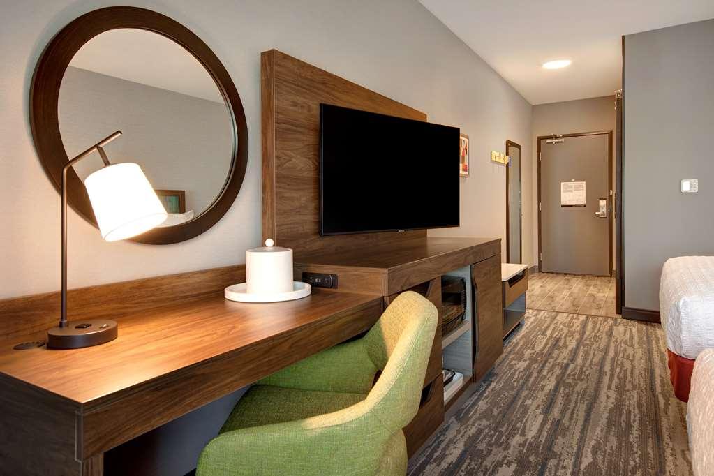 Hampton Inn & Suites Ontario Rancho Cucamonga Szoba fotó