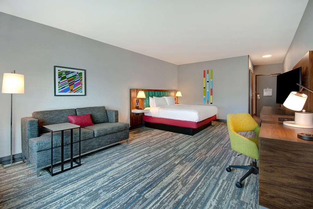 Hampton Inn & Suites Ontario Rancho Cucamonga Szoba fotó